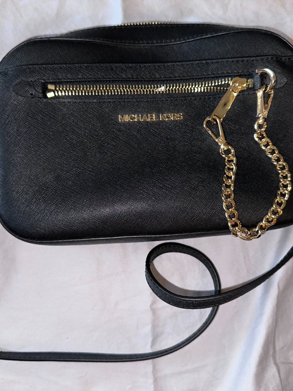 Michael Kors MK JET SET Black Saffiano Chain Crossbody Bag Purse Messenger